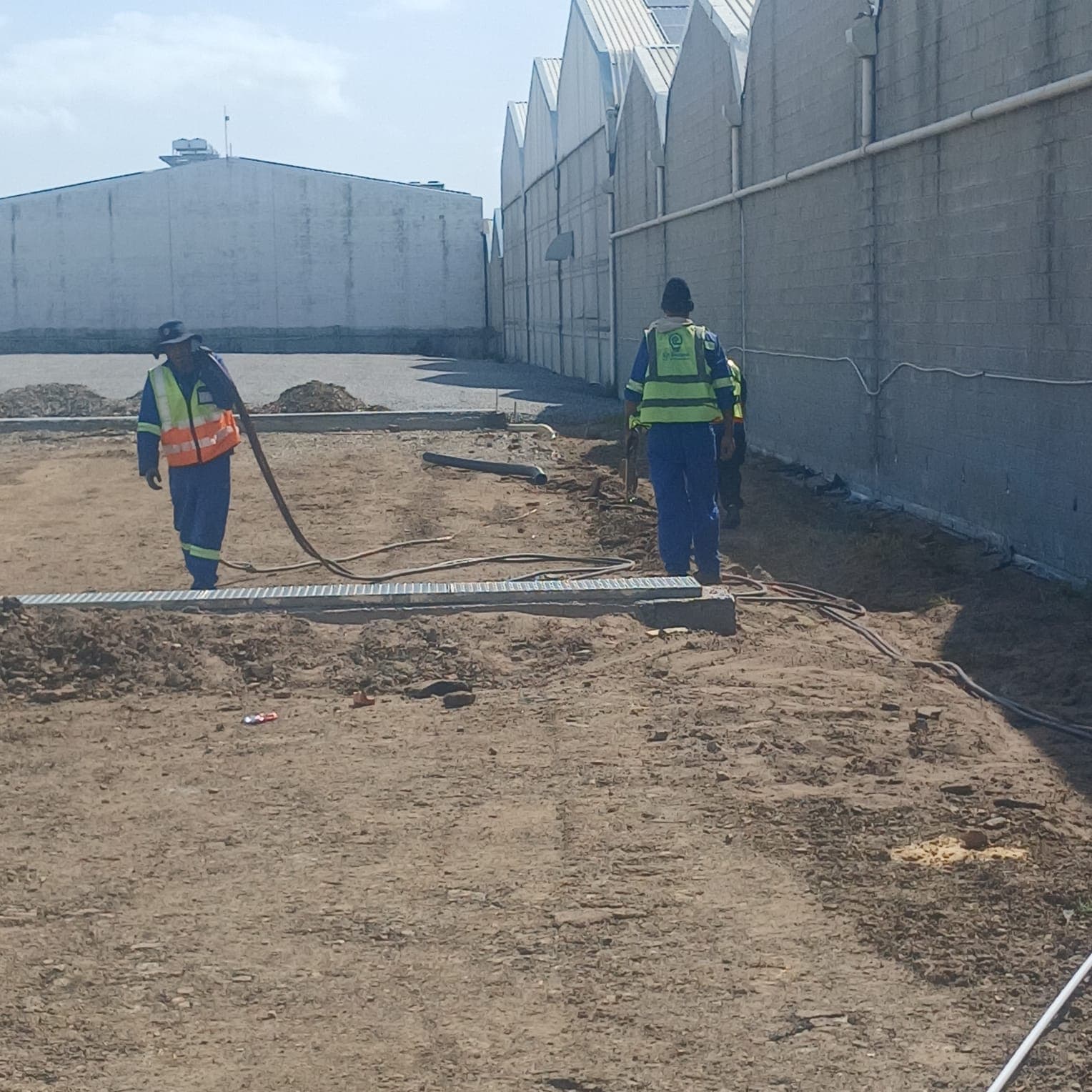 exterior cable team at Scarab Energy