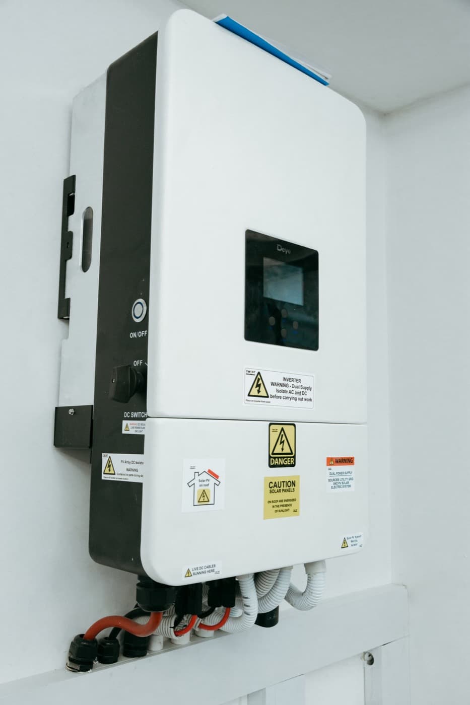 inverter at Trafalgar Square